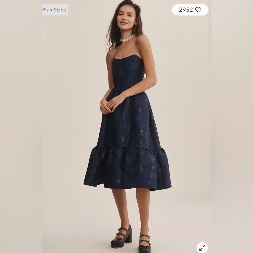 V. Chapman Navy Blue Midi Gown